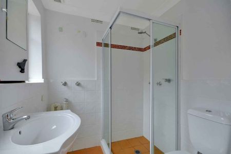 CHARMING, COSY & MODERN APARTMENT - Photo 5