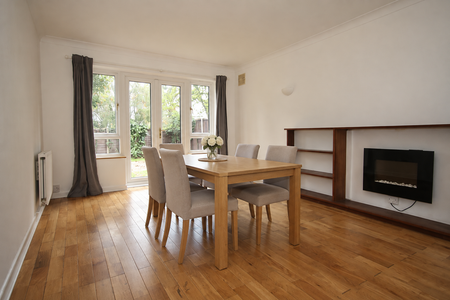 3 bedroom detached house to rent - Photo 2