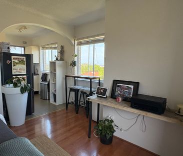 Kensington - Photo 2