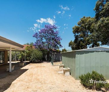 2 Cootha Court, Ballajura WA 6066 - Photo 6