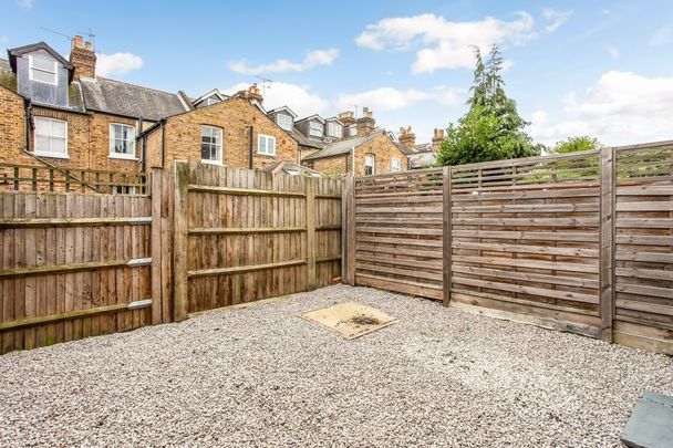 2 bedroom terraced house to rent - Photo 1