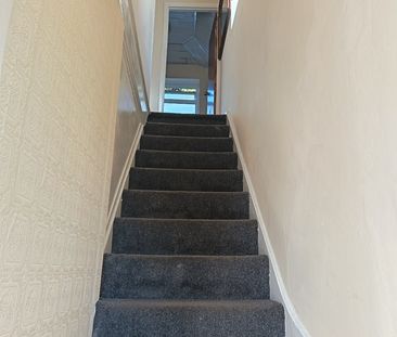 2 Bed Semi-Detached House, Dallow Road, LU1 - Photo 6