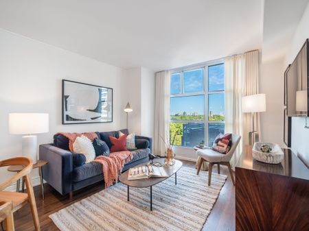 For Lease - 409 Bloor Street Unit# 903, Toronto, Ontario - Photo 4