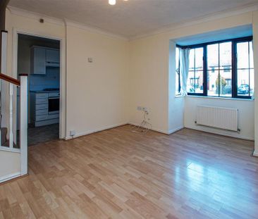 1 bedroom end of terrace house to rent - Photo 2