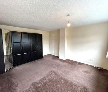 3 bedroom detached house to rent - Photo 5