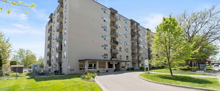 Linden Tower Apartments | 100 McFarlane Ave., Chatham - Photo 1