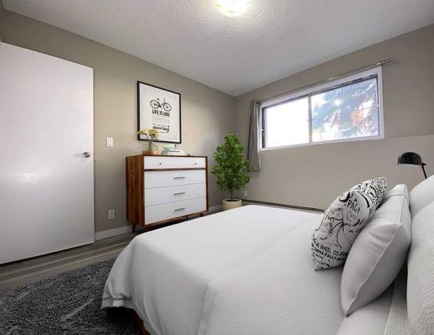 Fairhaven Apartments | 365-377 Pendygrasse Road, Saskatoon - Photo 1