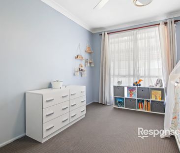 Charming 3-Bedroom Home in Cambridge Gardens - Photo 2