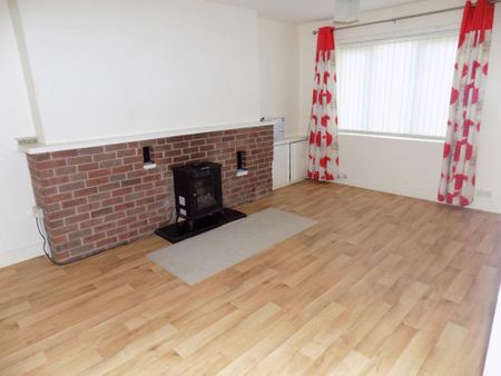1 bedroom semi-detached house to rent - Photo 2