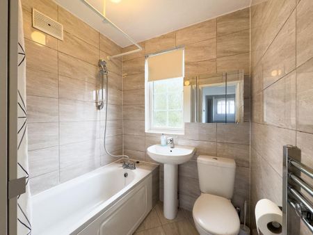 4 bedroom house to rent - Photo 4