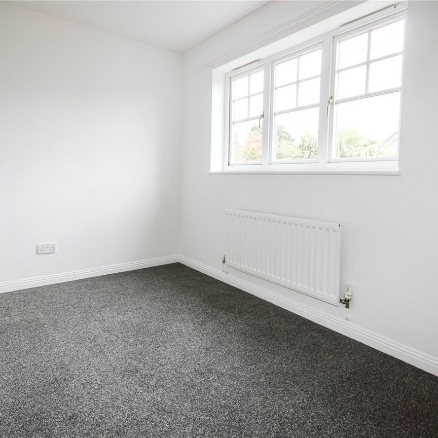 Emet Grove, - Photo 1