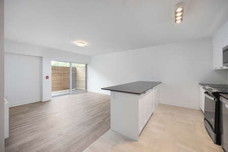 70 Parkwoods Village Drive - Photo 3