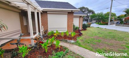 30 Havana Crescent, Frankston, VIC 3199 - Photo 5