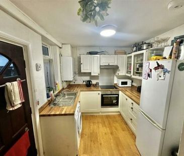 4 bedroom terraced house to rent - Photo 6