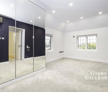 6 bedroom detached house to rent - Photo 4