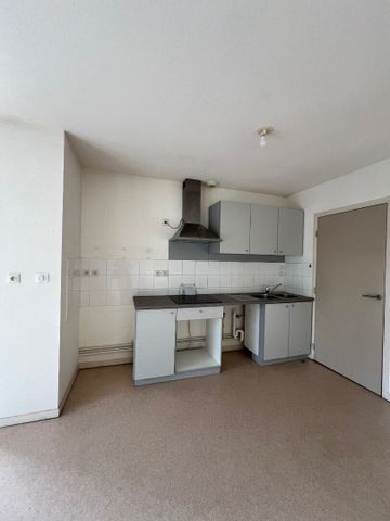 Location Appartement 3 pièces 75m² - Photo 4