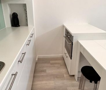 2 Zimmer voll möblierte Single Wohnung Saniert - Foto 1