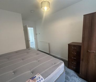 4 bedroom house share to rent - Photo 1