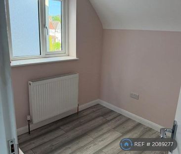 5 bedroom semi-detached house to rent - Photo 5