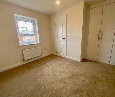 3 bedroom apartment to rent - Photo 3