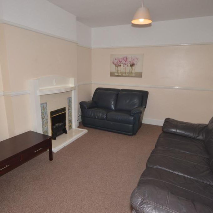 Bournemouth Beswick Avenue Ensbury Park, BH10, Dorset - Photo 1