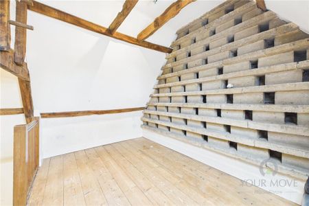 3 bedroom detached house to rent - Photo 2