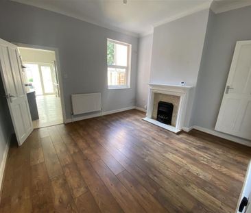 3 bedroom terraced house to rent - Photo 6