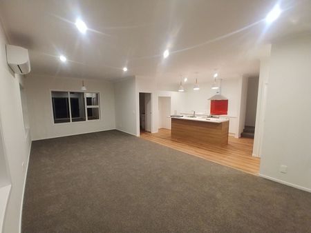 Modern 3-Bedroom Home in Redwood, Tawa – June 2025 - Photo 2