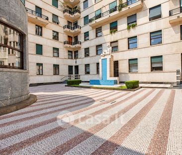Trilocale in Affitto in Viale Vittorio Veneto 24 a Milano - Foto 4