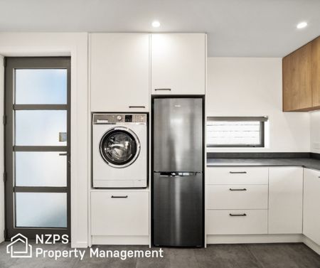 208 B Surrey Street, Saint Clair - Photo 5