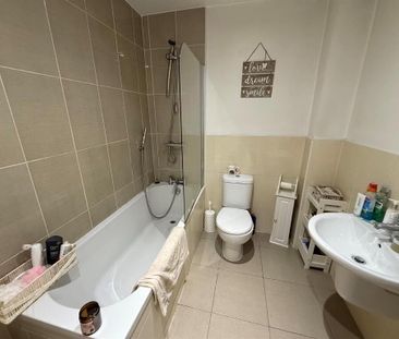 41 Coopers Mill Avenue, Dundonald, Belfast, BT16 1WR - Photo 5