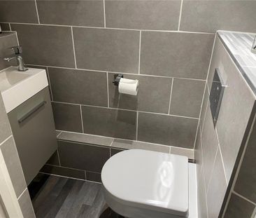 2 bedroom semi-detached house to rent - Photo 4