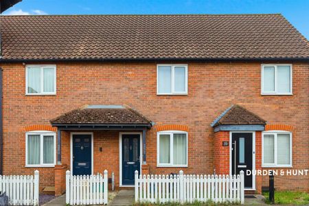 2 bedroom terraced house to rent - Photo 2