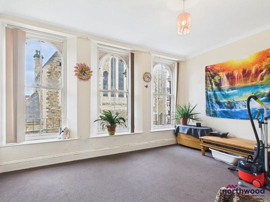 3 bedroom apartment to rent - Photo 1