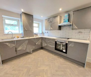 3 bedroom terraced house to rent - Photo 4
