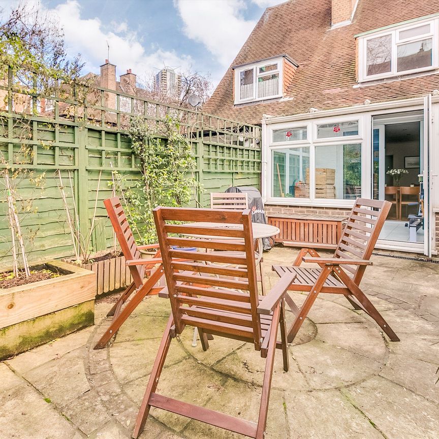 Penton Place, , SE17 - Photo 1