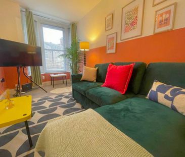 3 bedroom terraced house to rent - Photo 5