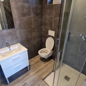 Saint victoret dans un petit immeuble un appartement de type 2 meublé, - Photo 2