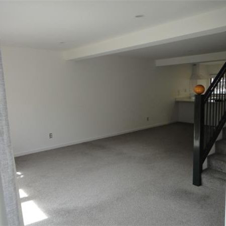 3/56 Hewitts Road , Riccarton, Christchurch City - Private Townhouse in a Convenient Location - Under App - Photo 1