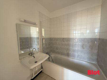Location Appartement 1 pièce 28m² RENNES 35000 - Photo 4