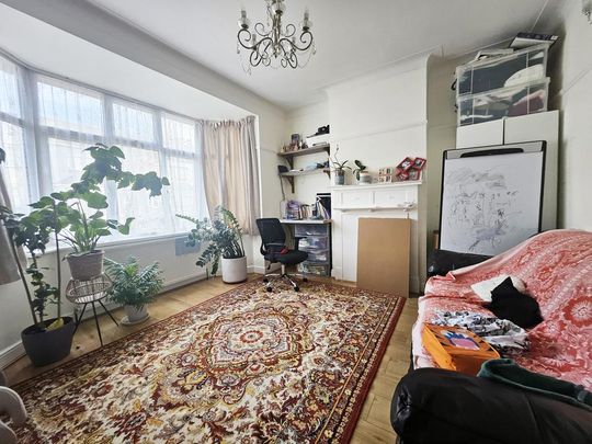 3 bedroom terraced house to rent - Photo 1