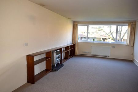 2 bedroom flat to rent - Photo 2
