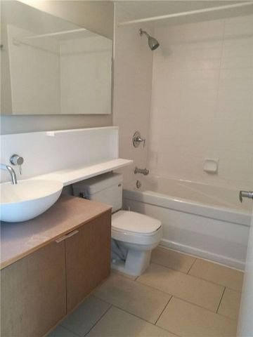 For Lease - 15 Fort York Boulevard Unit# 2102, Toronto, Ontario - Photo 3