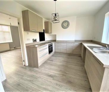 3 bedroom terraced house to rent - Photo 6