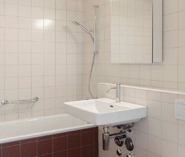 MIETEN OHNE KAUTION Neu sanierte und zentral gelegene Wohnung - Photo 4