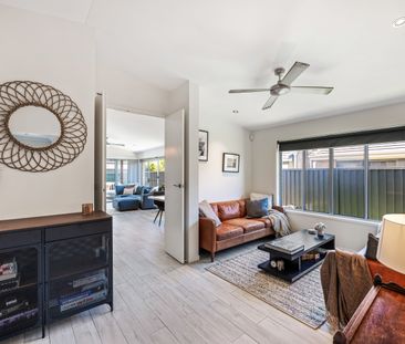 11 Haslewood Crescent, Meridan Plains QLD 4551 - House For Rent | D... - Photo 4