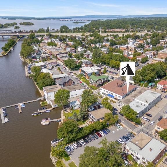 3 CH - 1 SDB - Sainte-Anne-de-Bellevue - $1,270 /mo - Photo 1