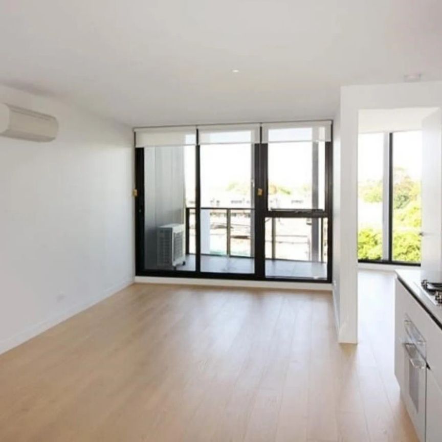 Modern Comfort & Unmatched Convenience in the Heart of Carnegie - Photo 1