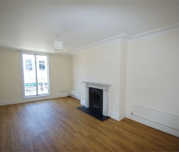 2 bedroom | Flat - Photo 3