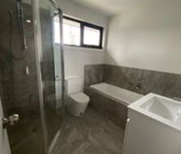 2 BEDROOM TOWNHOUSE - Photo 5